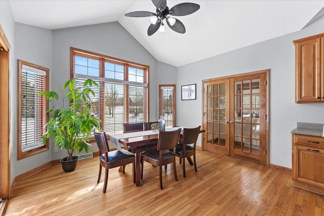 W177N5440 Legend COURT, Menomonee Falls, WI 53051