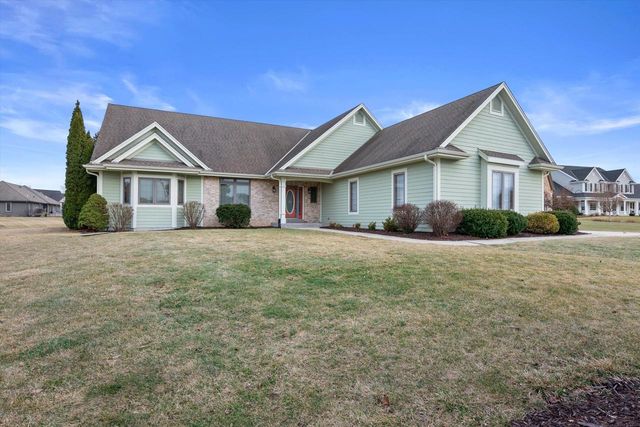 W177N5440 Legend COURT, Menomonee Falls, WI 53051