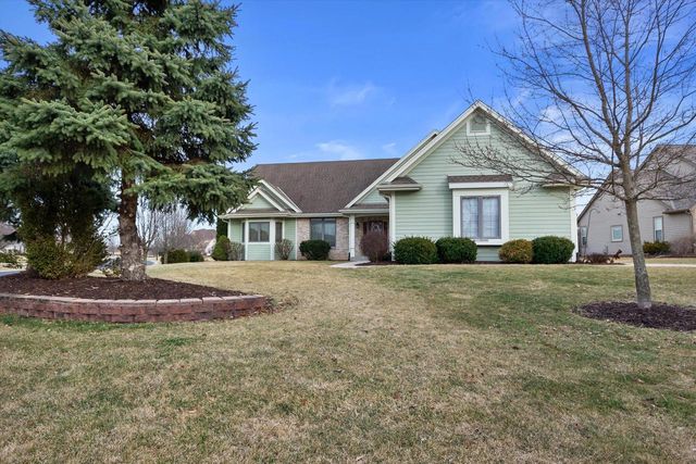W177N5440 Legend COURT, Menomonee Falls, WI 53051