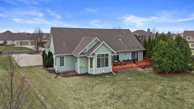 W177N5440 Legend COURT, Menomonee Falls, WI 53051