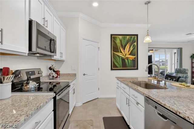 4386 Bluegrass DR, Fort Myers, FL 33916