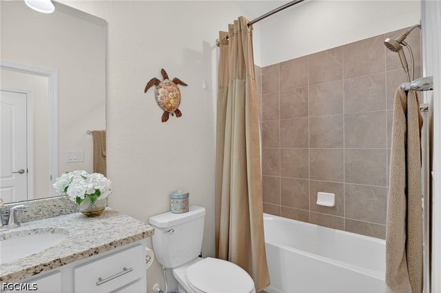 4386 Bluegrass DR, Fort Myers, FL 33916