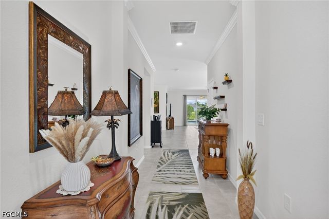 4386 Bluegrass DR, Fort Myers, FL 33916