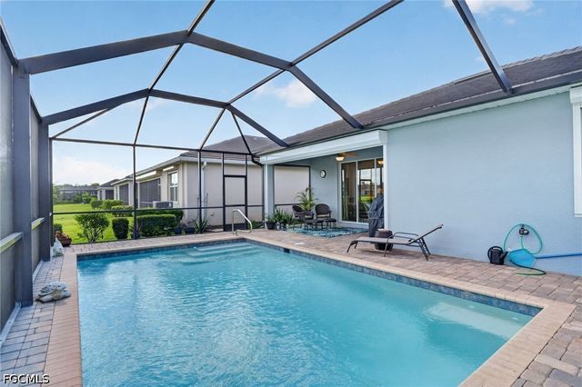 4386 Bluegrass DR, Fort Myers, FL 33916