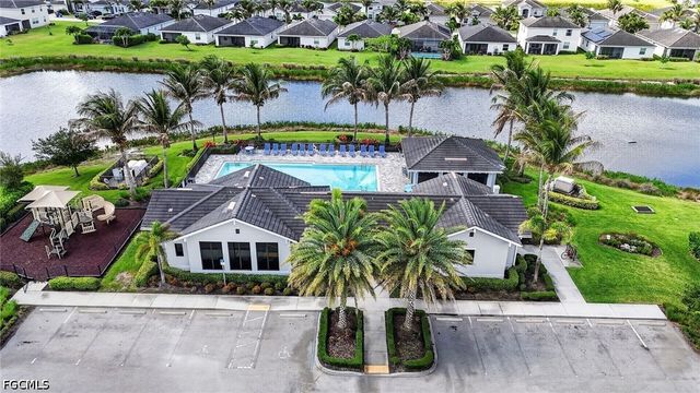 4386 Bluegrass DR, Fort Myers, FL 33916