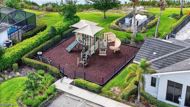 4386 Bluegrass DR, Fort Myers, FL 33916