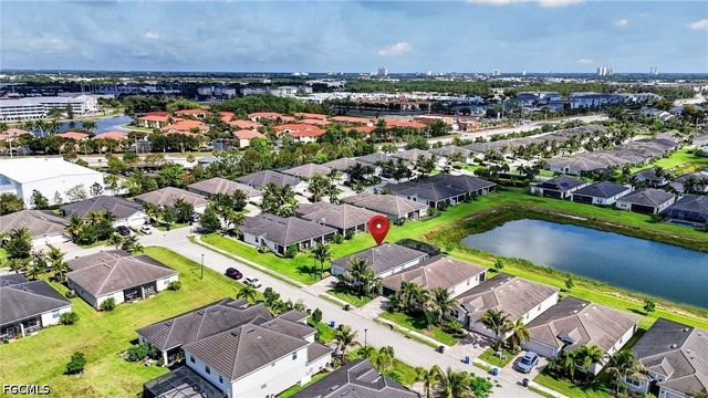 4386 Bluegrass DR, Fort Myers, FL 33916