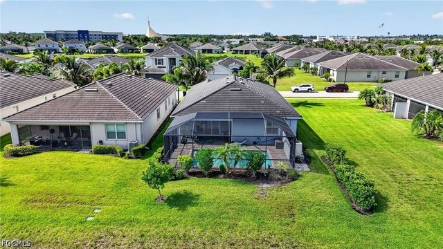 4386 Bluegrass DR, Fort Myers, FL 33916