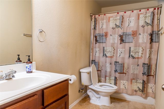 1721 Grassy View Drive, Fort Worth, TX 76177