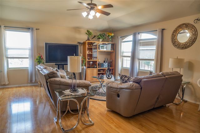 1721 Grassy View Drive, Fort Worth, TX 76177