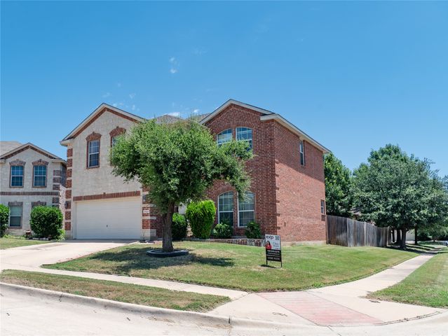 1721 Grassy View Drive, Fort Worth, TX 76177