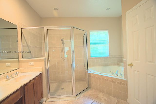 3626 Northwoods Dr, Kissimmee, FL 34746