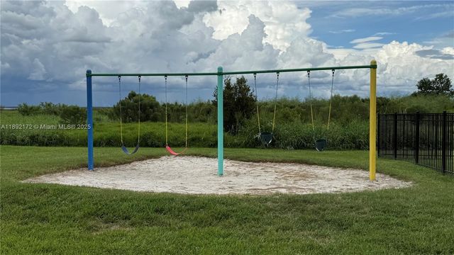 3626 Northwoods Dr, Kissimmee, FL 34746