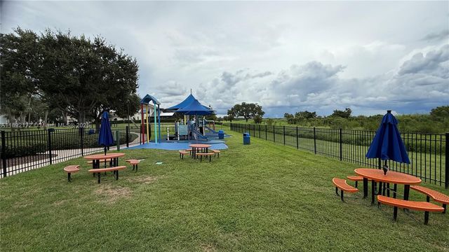 3626 Northwoods Dr, Kissimmee, FL 34746