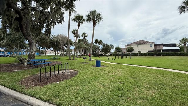 3626 Northwoods Dr, Kissimmee, FL 34746