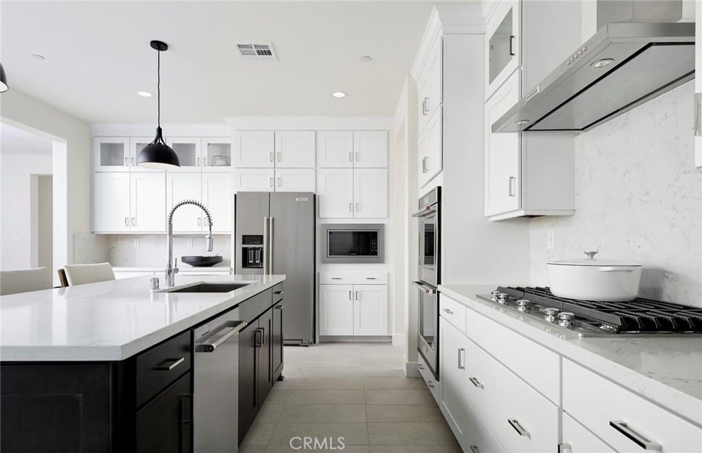 25099 Greythorne Drive, Menifee, CA 92586 — photo 2