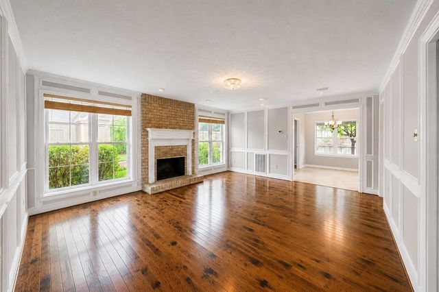 3107 Poplar Place, Sugar Land, TX 77479