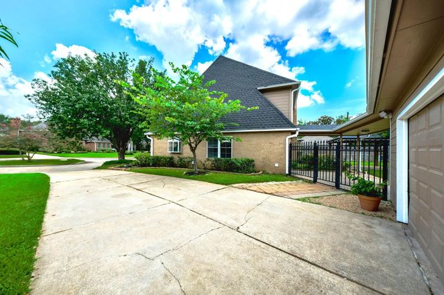 3107 Poplar Place, Sugar Land, TX 77479