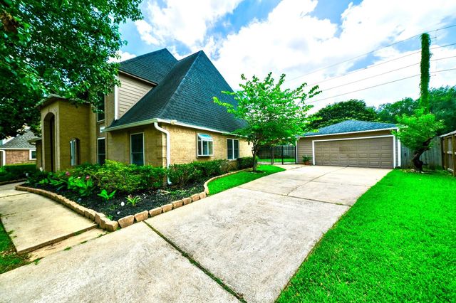 3107 Poplar Place, Sugar Land, TX 77479
