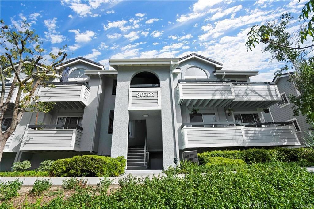 20322 Rue Crevier 626, Canyon Country, CA 91351 — exterior