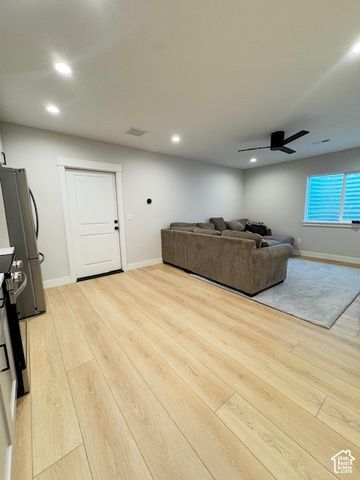 524 W DUNN DR, Saratoga Springs, UT 84045