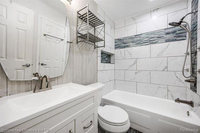 38255 Fairway Court 74A, Clinton Township, MI 48038