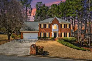 815 Kings Arms Way, Alpharetta, GA 30022