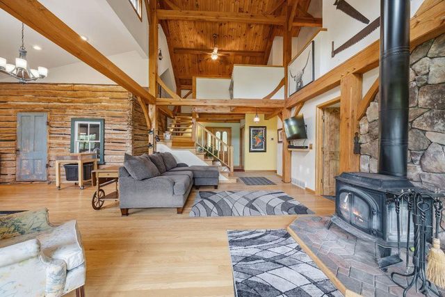 75 County Road A, Cambridge, WI 53523