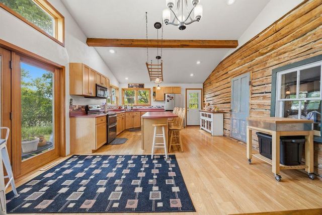 75 County Road A, Cambridge, WI 53523