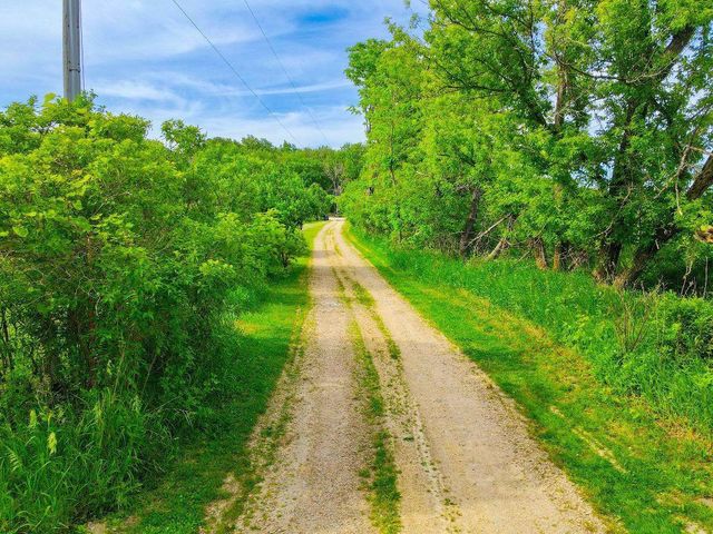 75 County Road A, Cambridge, WI 53523