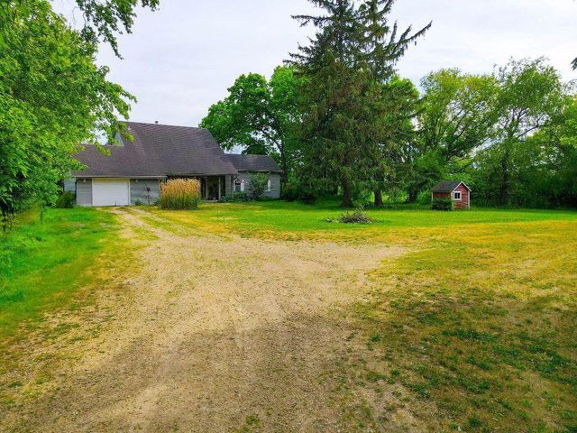 75 County Road A, Cambridge, WI 53523