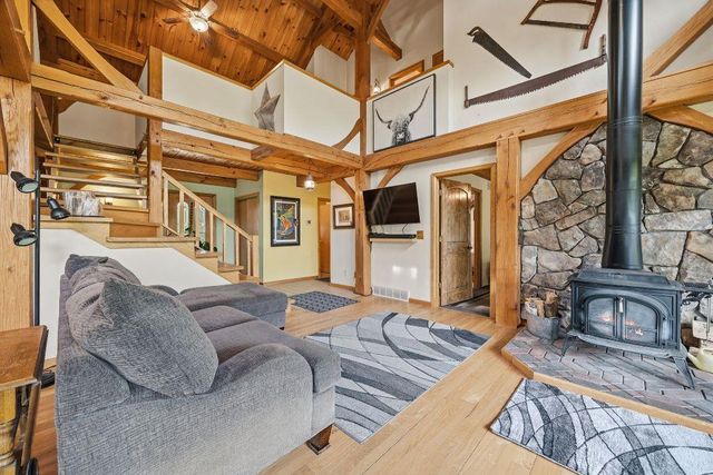 75 County Road A, Cambridge, WI 53523