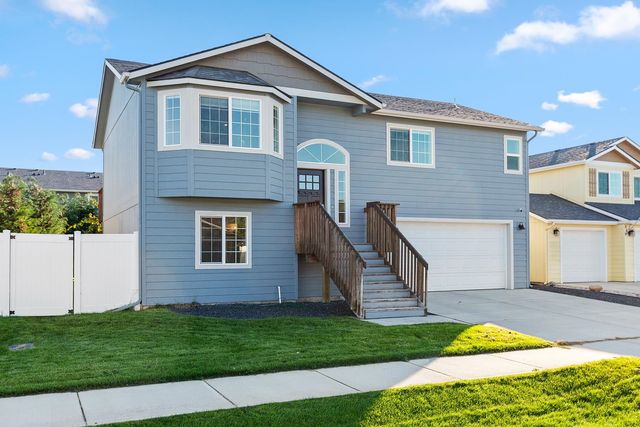 9806 E Hoffman Ct, Spokane, WA 99206