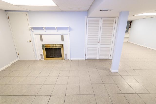 1434 Rainbow Drive, Waterloo, IA 50701