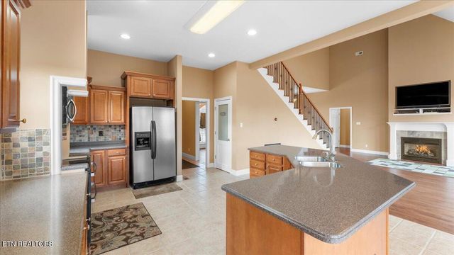 311 Cheyenne Blvd, Lenoir City, TN 37772