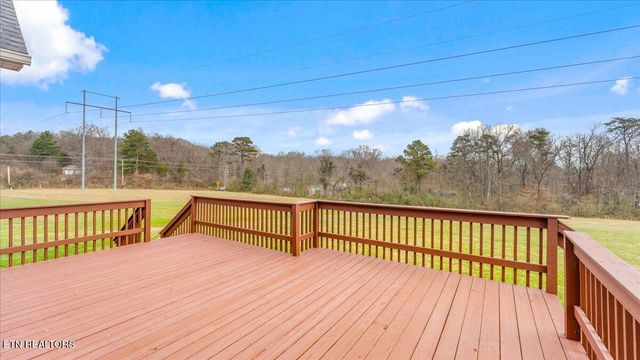 311 Cheyenne Blvd, Lenoir City, TN 37772