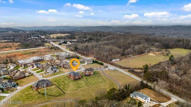 311 Cheyenne Blvd, Lenoir City, TN 37772