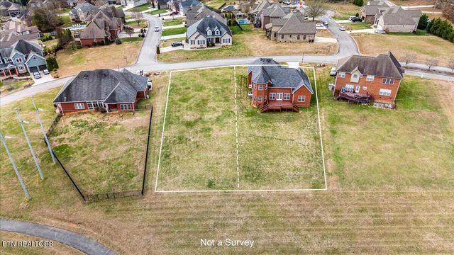 311 Cheyenne Blvd, Lenoir City, TN 37772