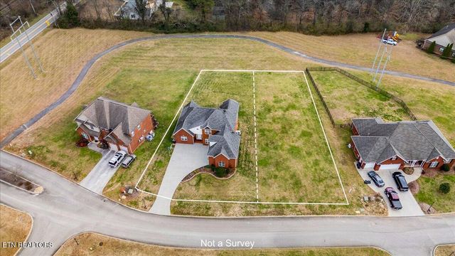 311 Cheyenne Blvd, Lenoir City, TN 37772