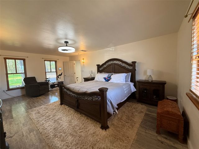 18 Walnut Loop, Espanola, NM 87532