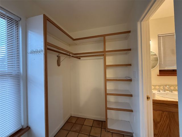 18 Walnut Loop, Espanola, NM 87532