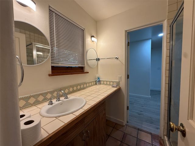 18 Walnut Loop, Espanola, NM 87532