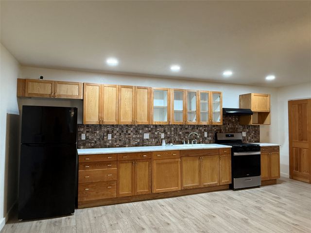 18 Walnut Loop, Espanola, NM 87532