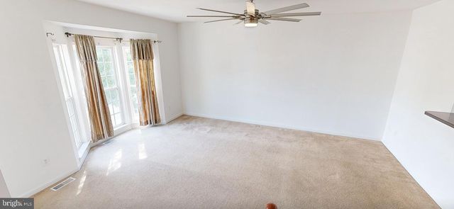 60 RIVER LN, Delanco, NJ 08075