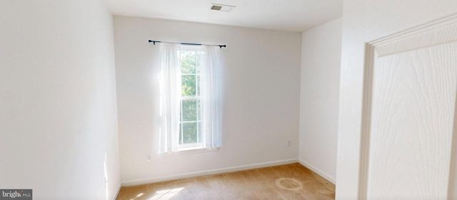 60 RIVER LN, Delanco, NJ 08075