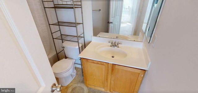 60 RIVER LN, Delanco, NJ 08075