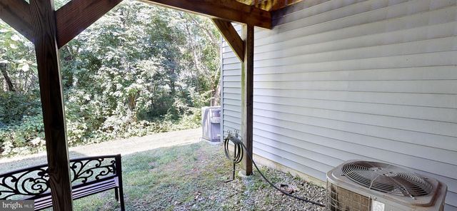 60 RIVER LN, Delanco, NJ 08075
