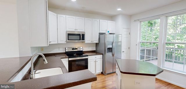 60 RIVER LN, Delanco, NJ 08075