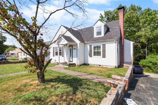 1224 Talley Dr, Clarksville, TN 37040