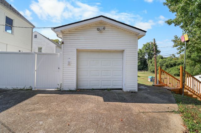 1224 Talley Dr, Clarksville, TN 37040